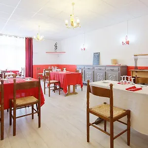 Oh! Bon Plaisir Hotel